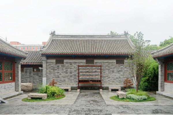 寻城市脉动，话发展新篇！媒体造访文商旅合股“东城践诺”