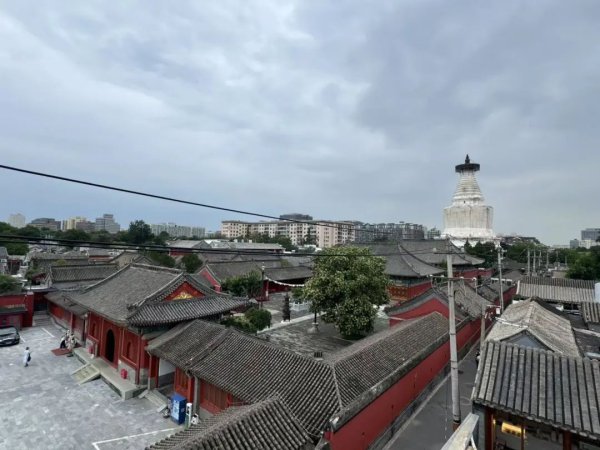 白塔寺：从元大宗镇城之塔到老北京出片顶流
